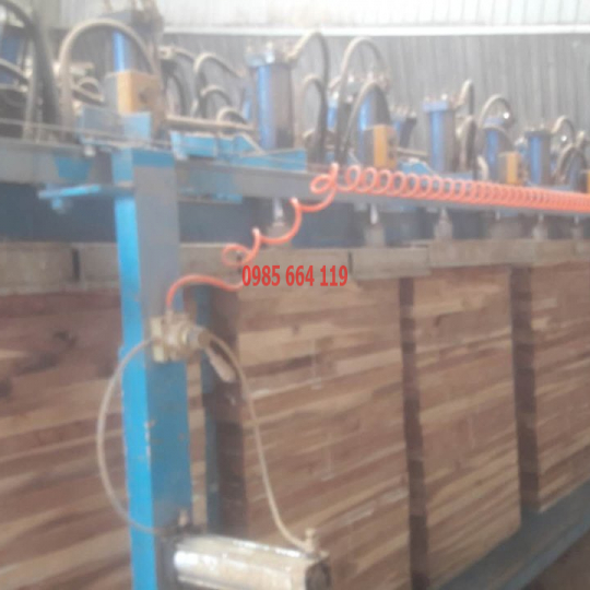 Cảo gép khối chữ A