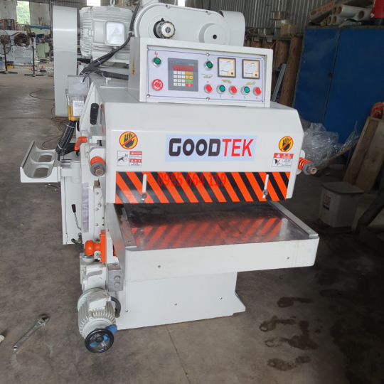máy bào 2 mặt dao xoắn - máy gỗ biên hòa