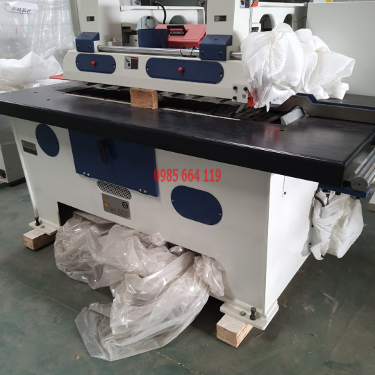 máy cưa rong lưỡi dưới - KDP