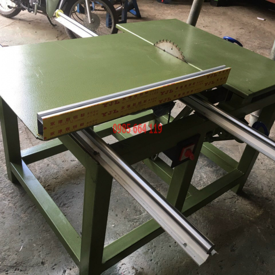 Máy gỗ cưa bàn