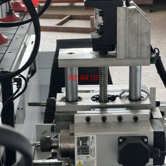 Máy khoan, đục mộng âm, mông dương bằng lazer