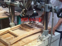 Máy khoan tửa lưng ghế
