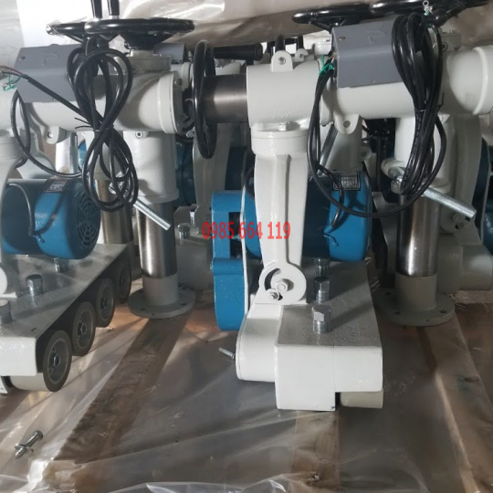 máy đưa phôi - máy ngành gỗ đồng nai