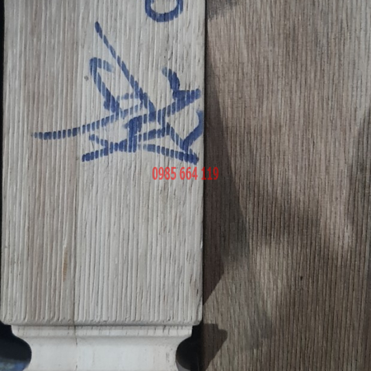 máy ép vân cước gỗ tự nhiên khổ 700mm