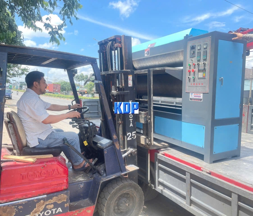 Máy ép vân gỗ 1.3m