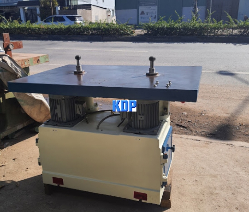 MÁY TUBI 2 TRỤC ĐÀI LOAN