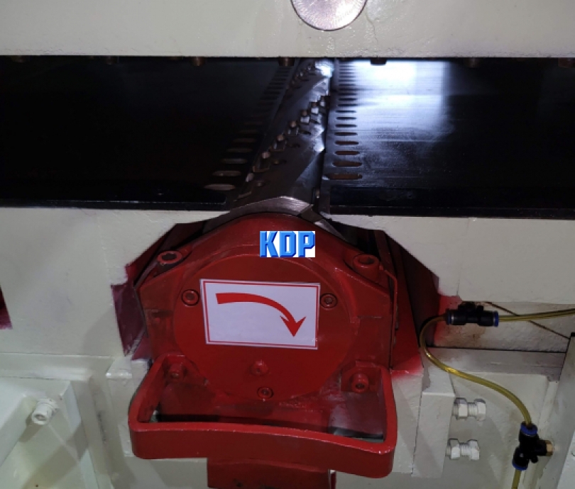 máy bào 2 mặt dao xoắn good tek - máy bào