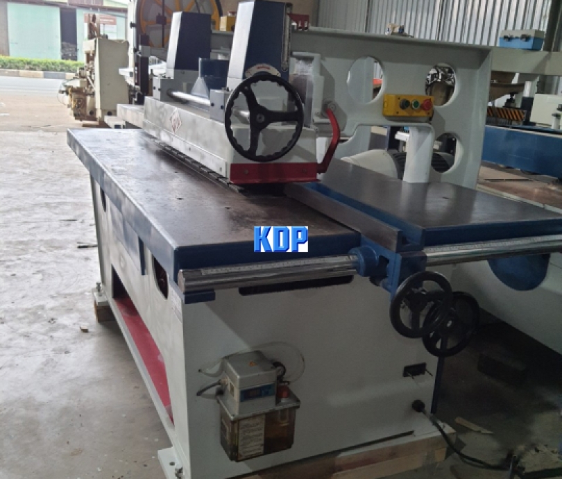 máy cưa rong lưỡi dưới tải nặng