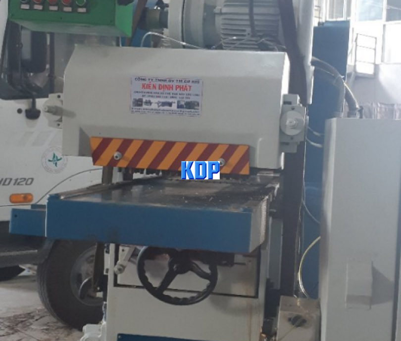 Máy Bào gỗ 2 mặt