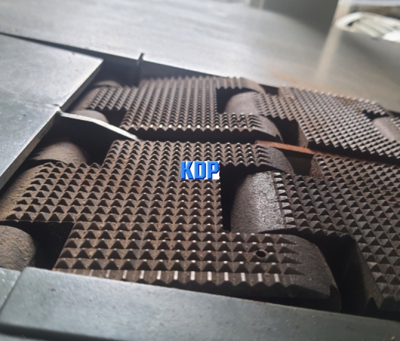 MÁY CƯA RONG LIPSO LƯỠI DƯỚI , JOWAY, ĐÀI LOAN, MOTORS 20HP