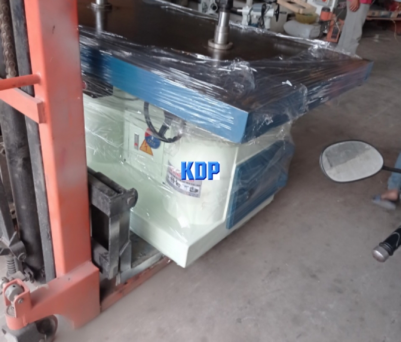 MÁY TUBI 2 TRỤC ĐÀI LOAN