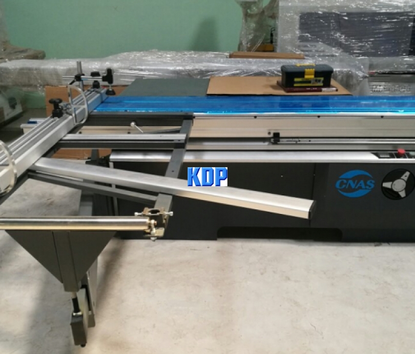 CƯA BÀN TRƯỢT BÀN 3,2M VÀ 2,8M DÙNG ĐIỆN 3FA 380V VÀ 1FA 220V