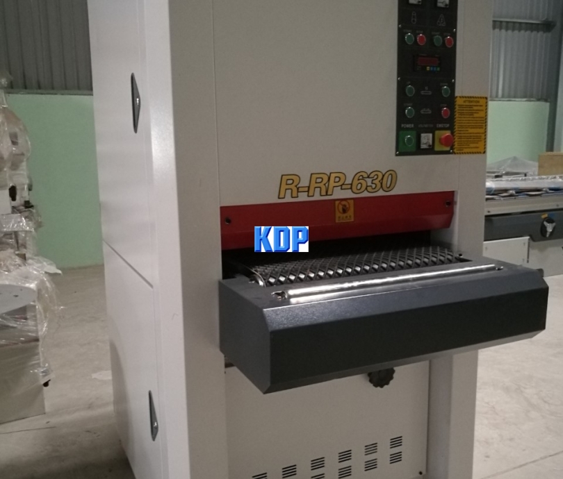 máy chà nhám thùng 630