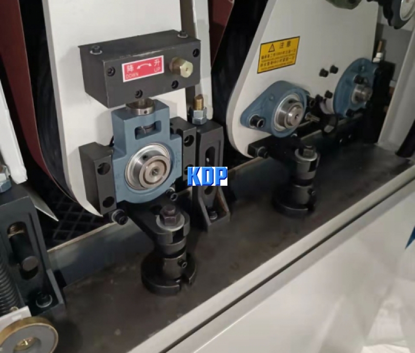 máy chà nhám thùng 1000