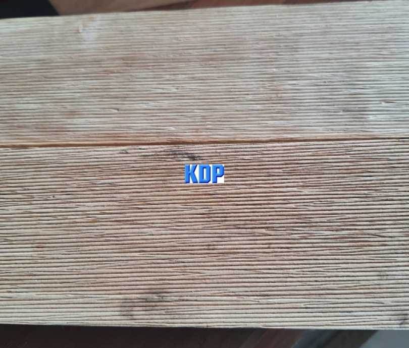 máy ép vân cước gỗ tự nhiên khổ 700mm