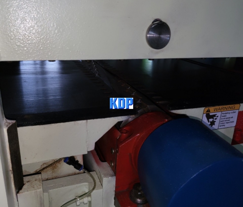 máy bào 2 mặt dao xoắn