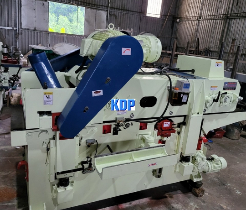 máy bào 2 mặt dao xoắn