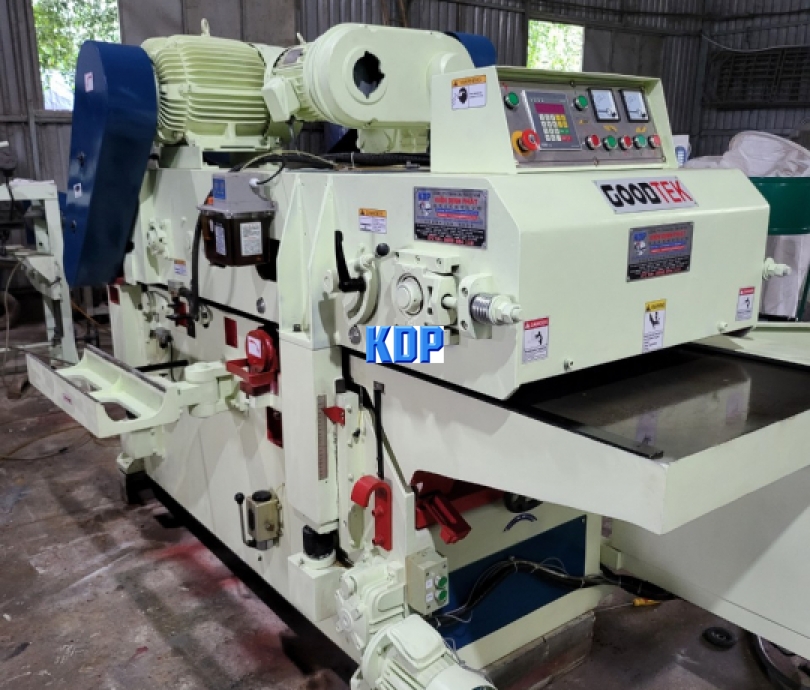 máy bào 2 mặt dao xoắn