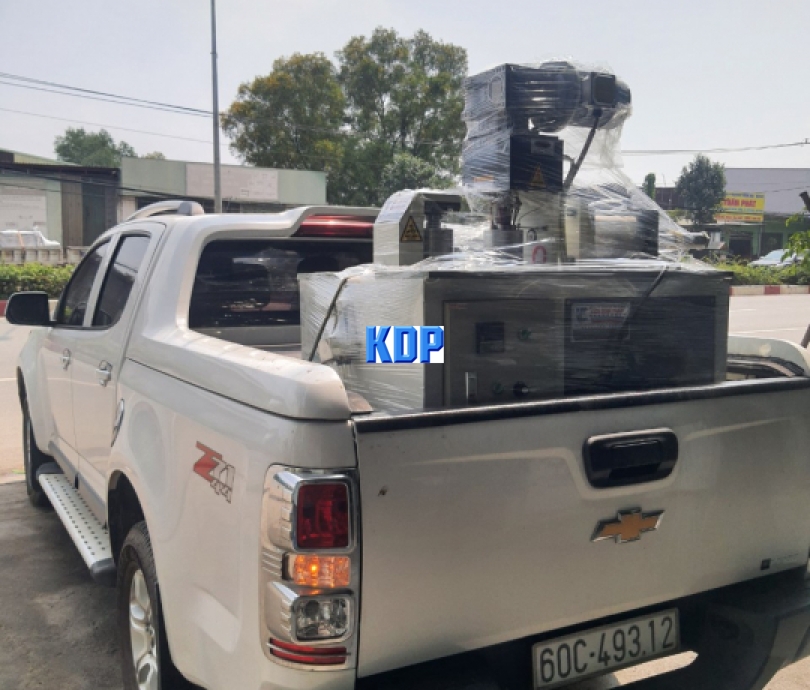 máy ép cước khung tròn có gia nhiệt