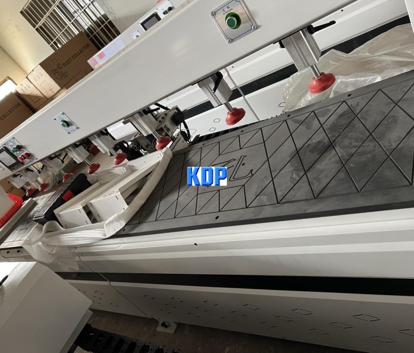 Máy khoan, đục mộng âm, mông dương bằng lazer