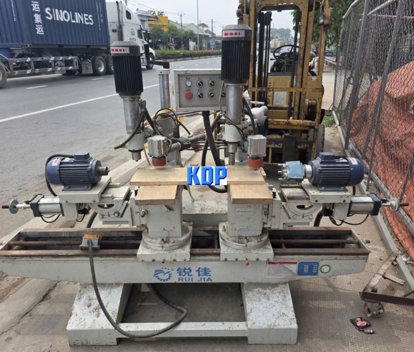 Máy khoan 2 đầu 4 phương - máy khoan gỗ Sài Gòn