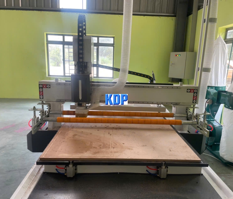 Máy CNC 1 đầu - Máy chế biến gỗ Tp Hồ Chí Minh