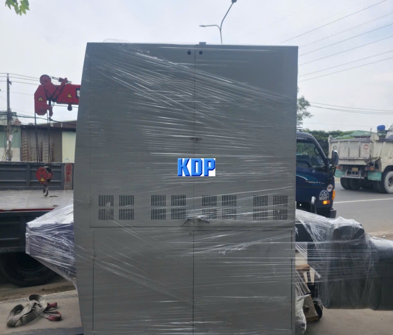 MÁY CHÀ NHÁM THÙNG 1,3M CÓ TRỤC BÀO