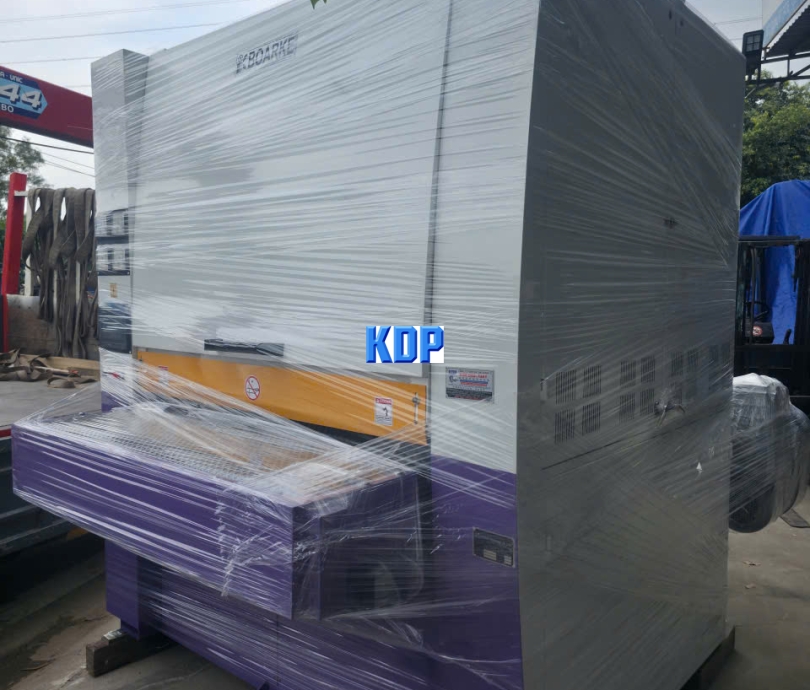 MÁY CHÀ NHÁM THÙNG 1,3M CÓ TRỤC BÀO