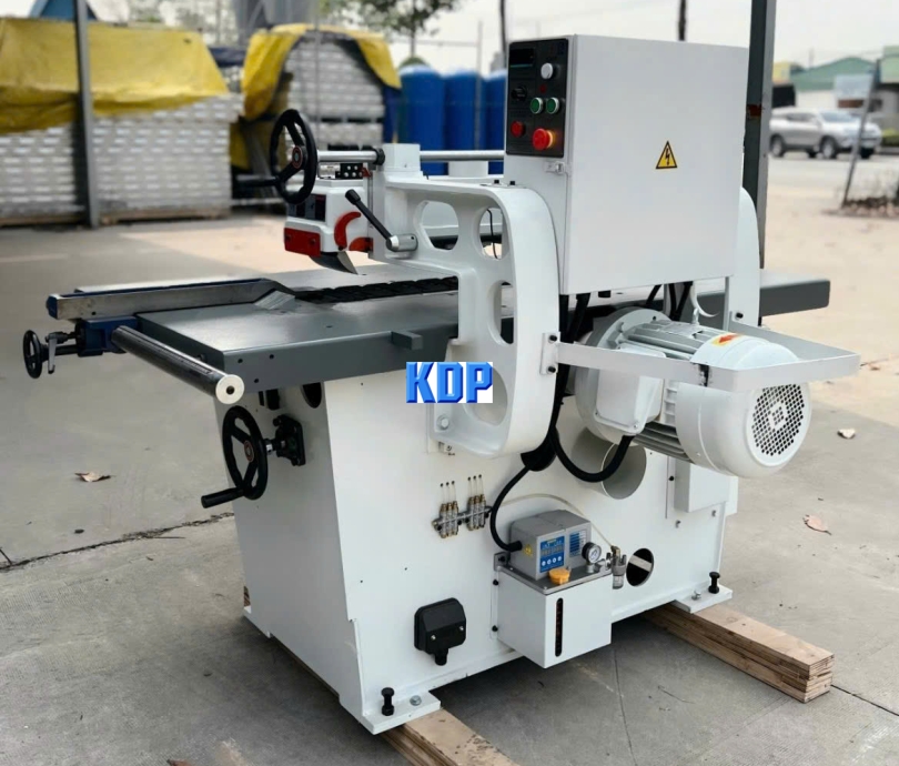 Máy cưa rong lưỡi dưới (máy mới)