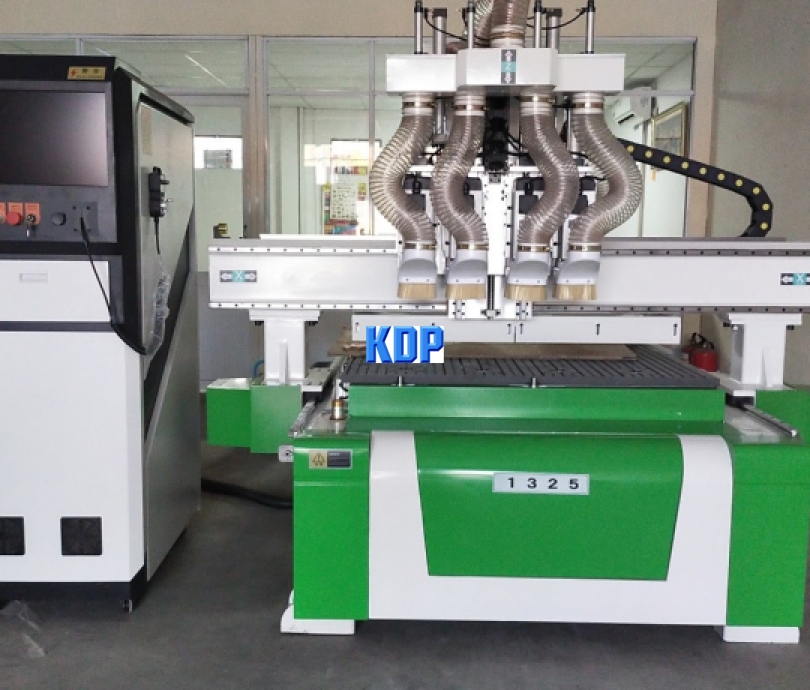 máy cnc 4 đầu